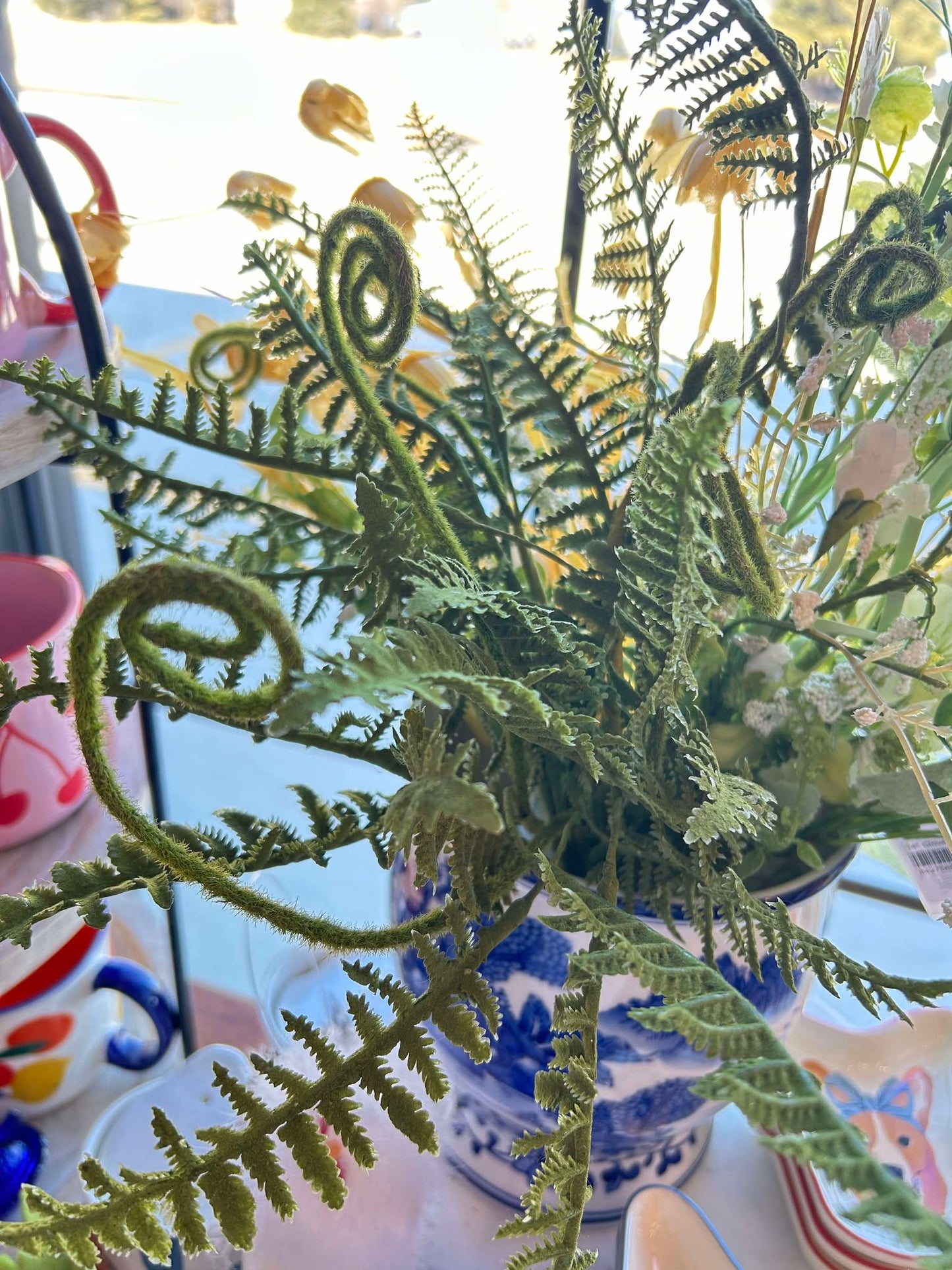 16in Frilly Fern