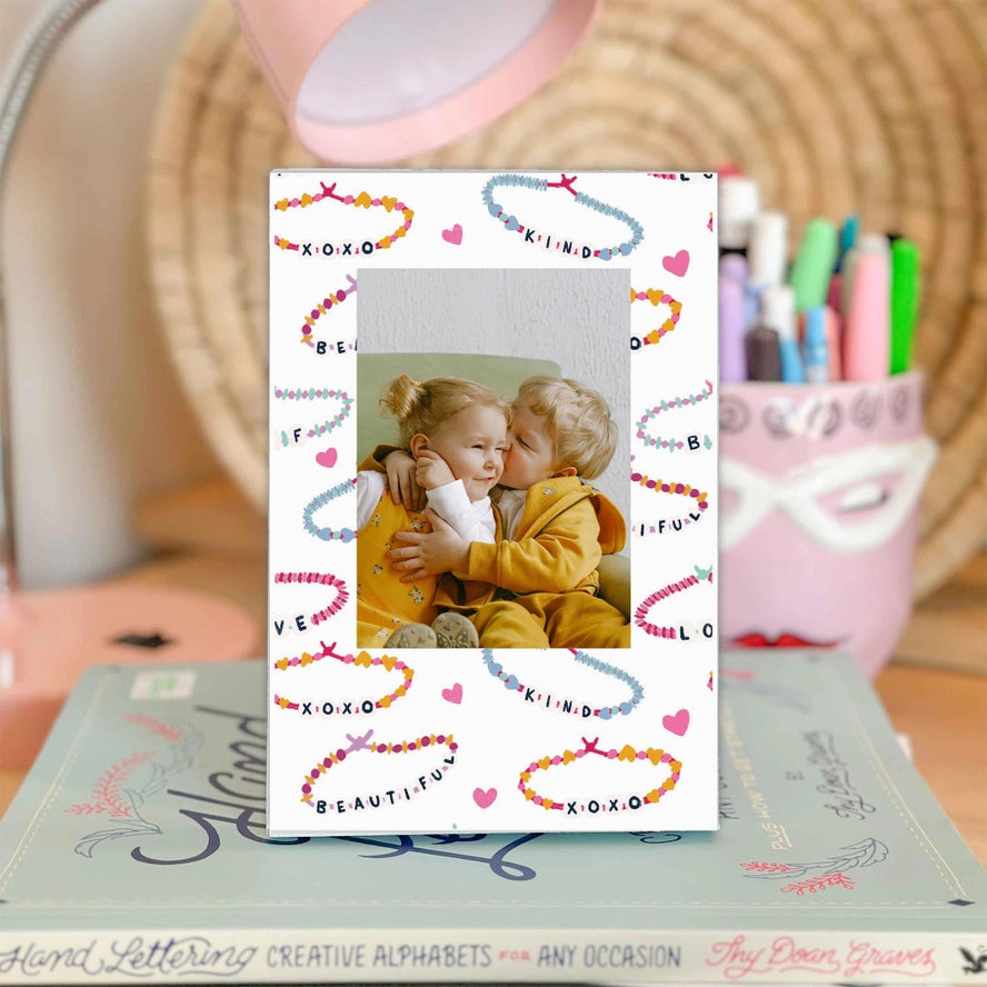 Mini Frame- Friendship Bracelets