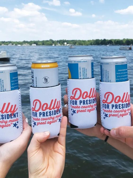 Dolly for President Can Coozie
