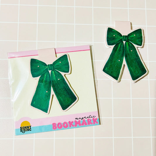 Magnetic Bookmark-Green Bow with Pink Hearts