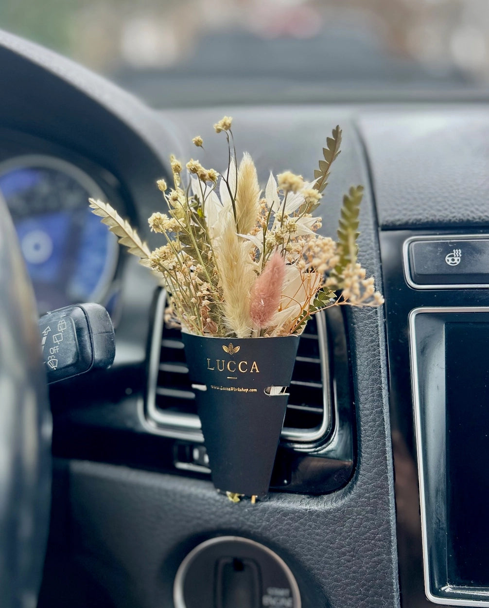 Floral Bouquet Car Vent Clip with Essential Oil