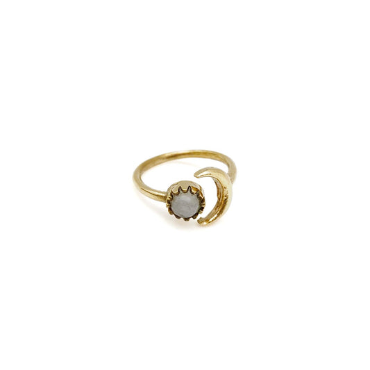 Gold ring with Semiprecious Stones- Rainbow Moonstone