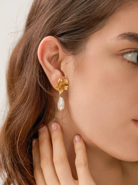 Thea Floral Pearl Earrings