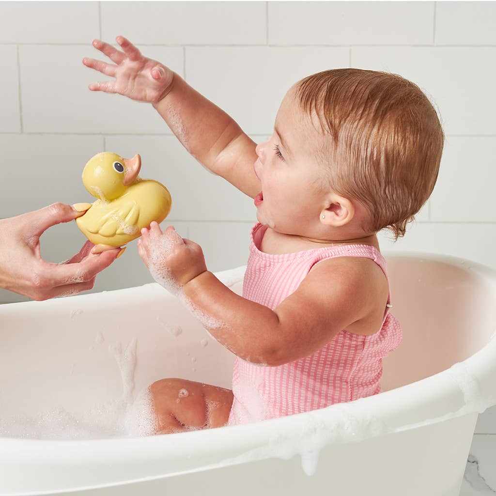 Itzy Ducky Family™ - Bath + Water Table Toys