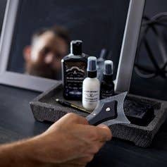 Charcoal Beard and Body Wash - Hunter