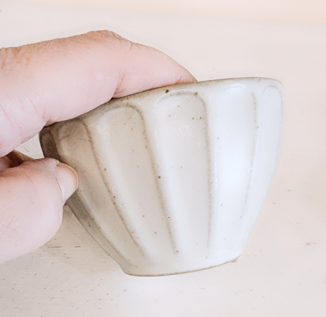 Mini white deco bowl