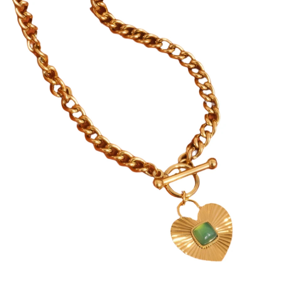 Après Green Stone Heart Necklace