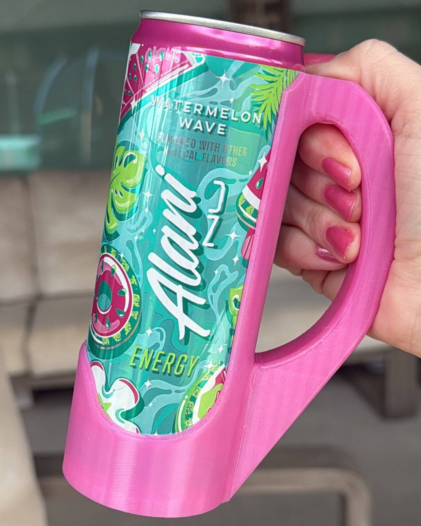 Sipzey Skinny Can Handle