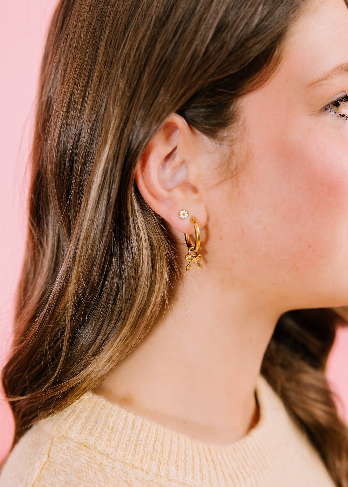 Pierced Co. Flatback Earrings- Tiny White Daisy