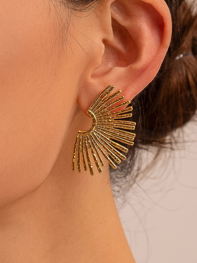 Bisous Sunburst Earrings