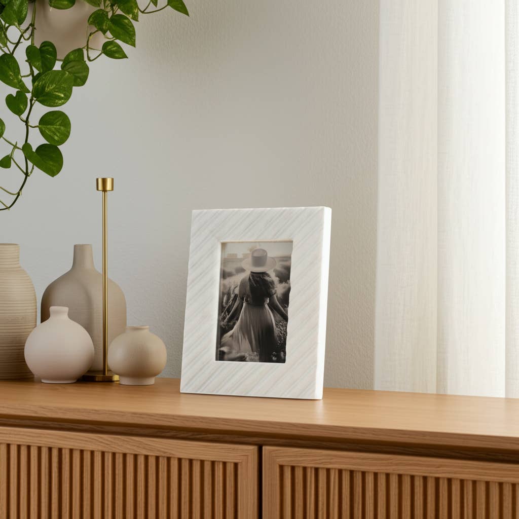Marble Contemporary Ridged Photo Frame - White, 4x6 in.