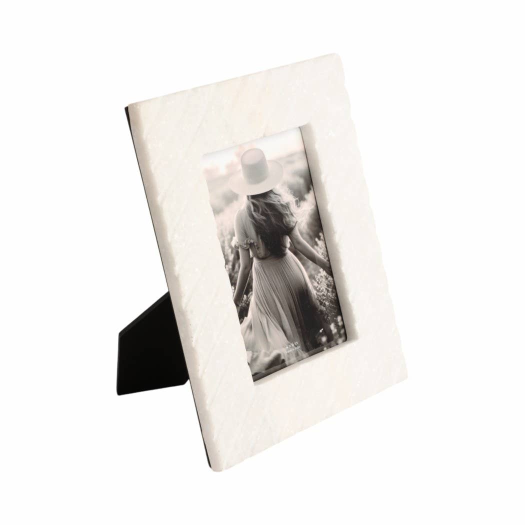 Marble Contemporary Ridged Photo Frame - White, 4x6 in.