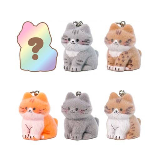 Fluffy Cat DIY Keychain Kit – Surprise Blind Box Charm